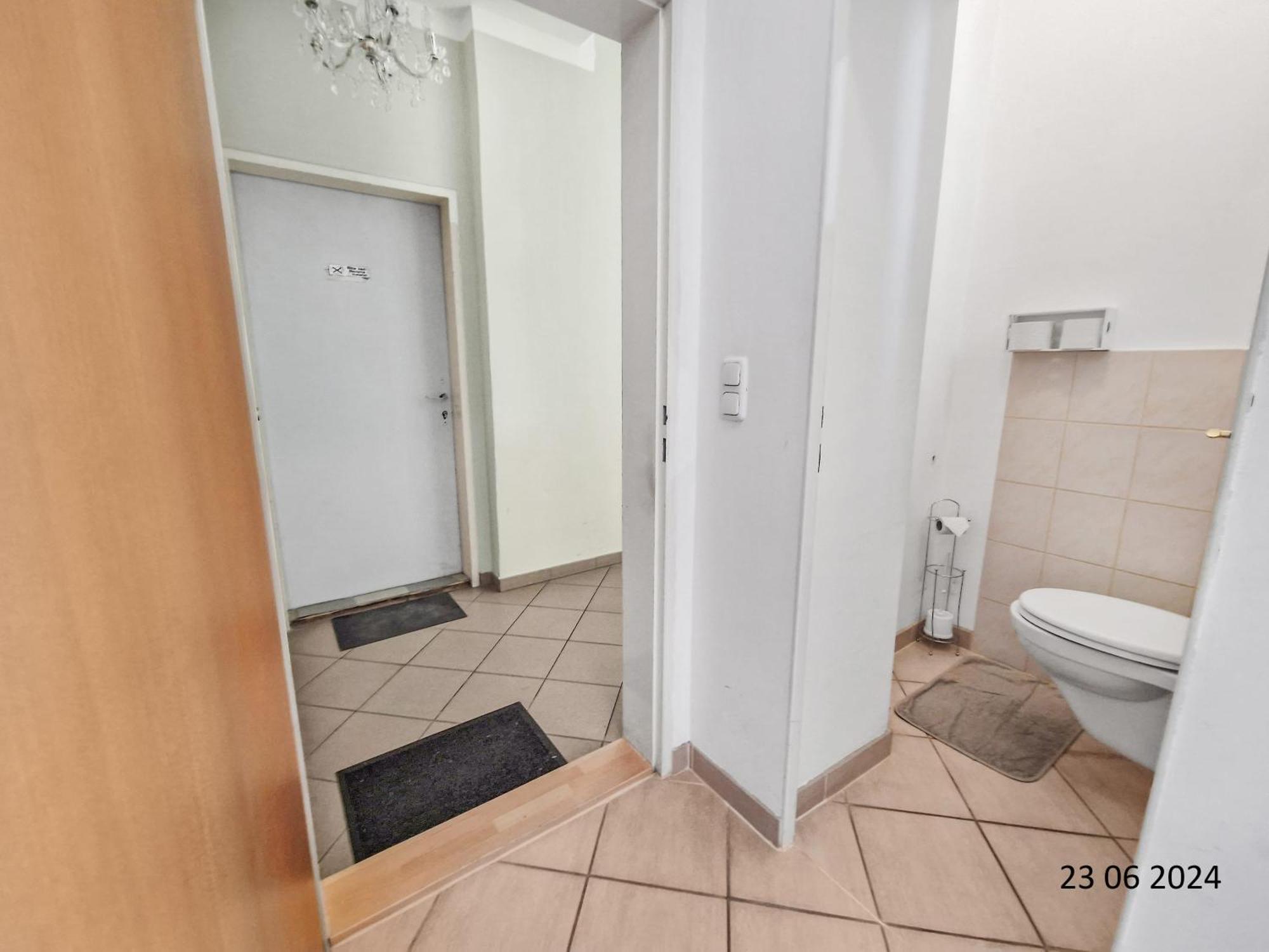 Elegant Three-Bedroom Suite Wina Bagian luar foto